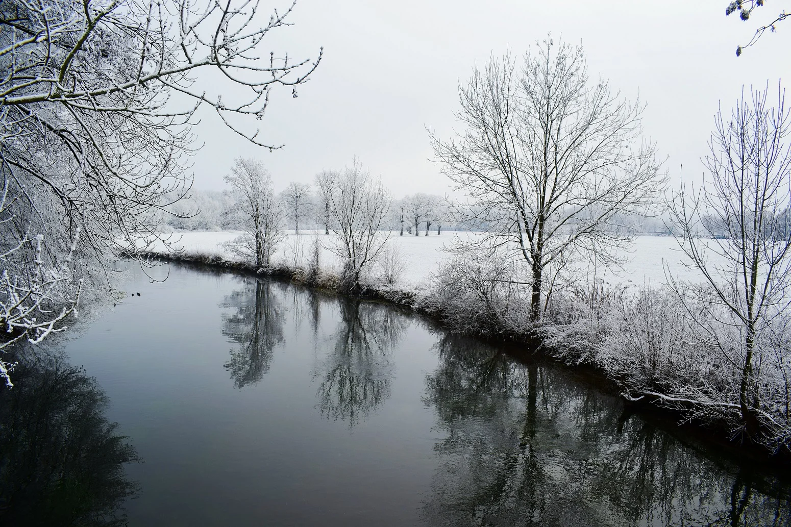 An der Brücke im Winter