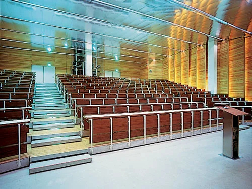 Neuer groer Hrsaal Uni Innsbruck