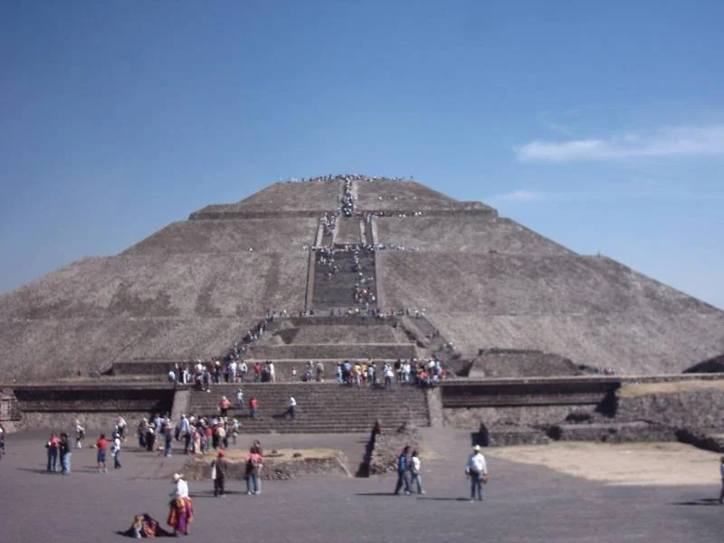 Sonnenpyramide/Mexiko
