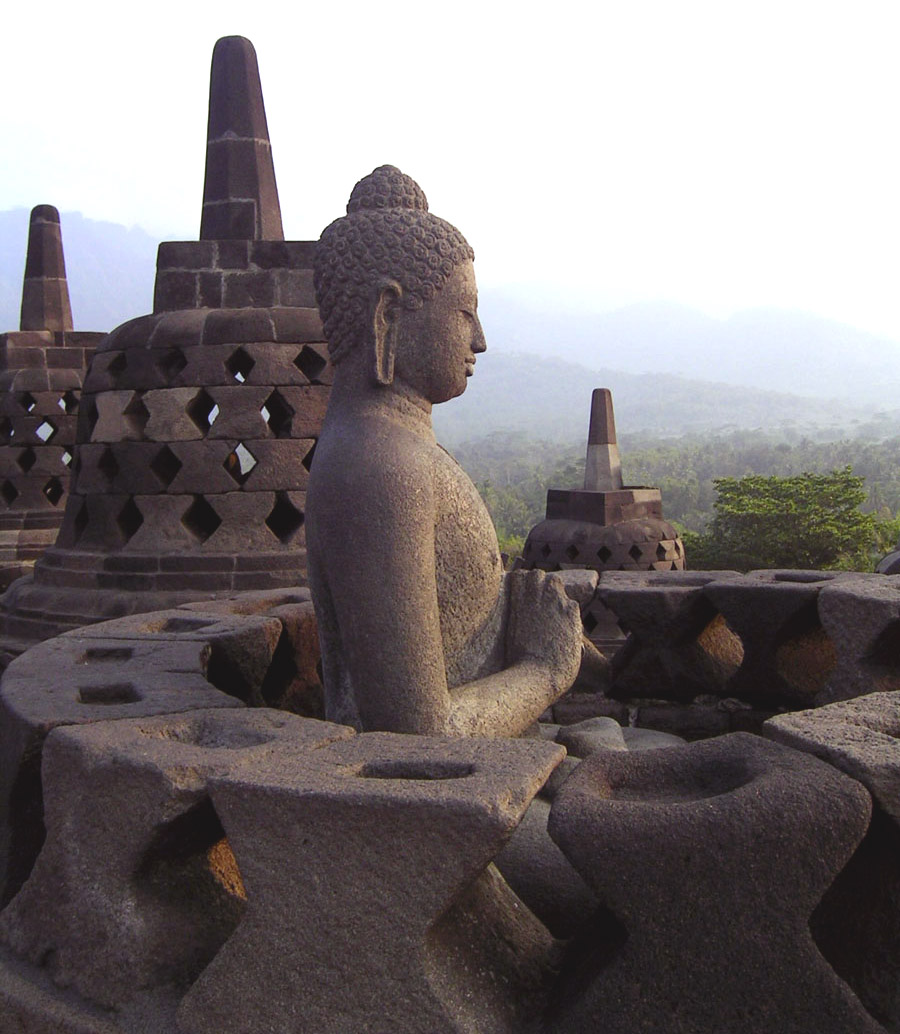 Borobudur-perfect-buddha.jpg