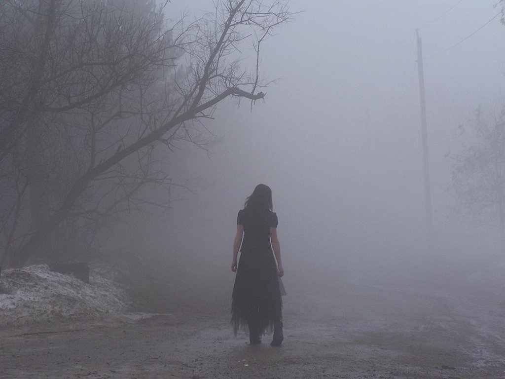 girl-in-the-fog.jpg