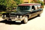 cadillac_leichenwagen_1971_l.webp
