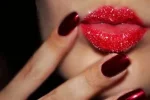 women_lips_painted_nails-24039.webp