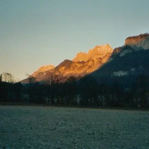 wildekaiser badet in licht