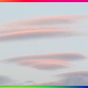 Ufo Wolke-.JPG