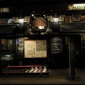 London Dunkel Leucht klein.jpg