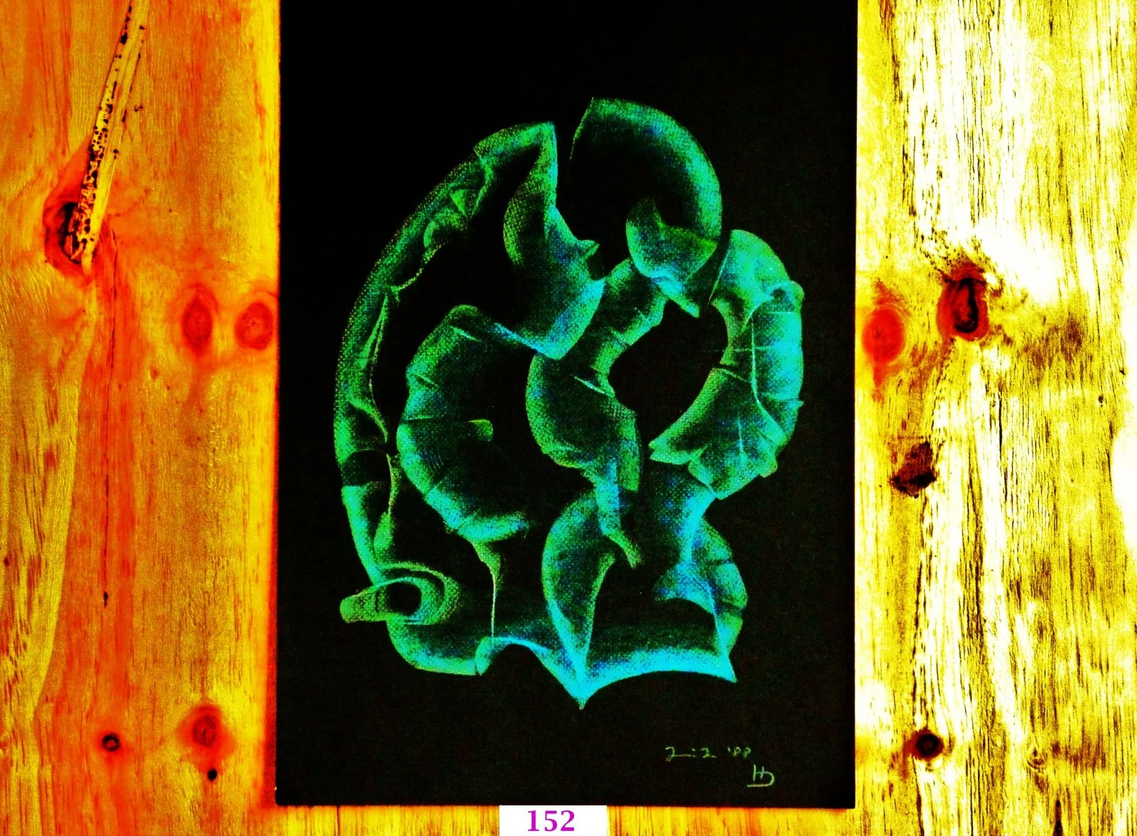 152
