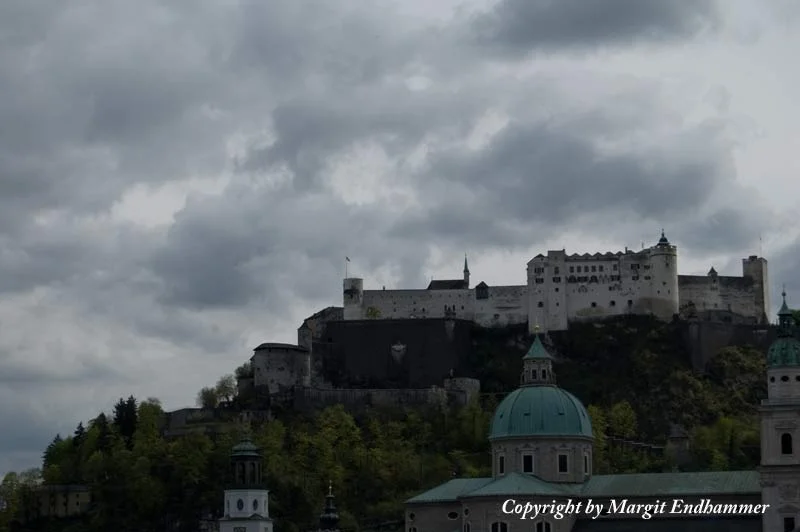 Blick auf die Festung vom Kapuzinerberg