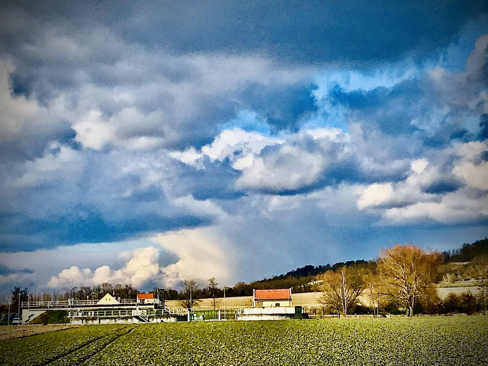 D44EBBFC-97D6-455D-BAB2-2EF64CAFEF2D