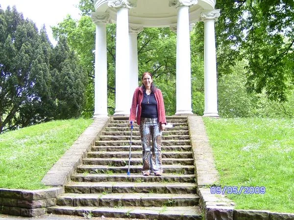 Lilly_am_Lili_Tempel