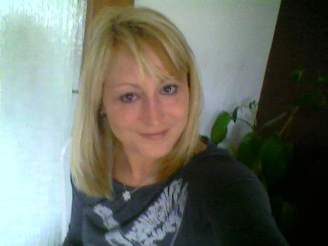 Nach vielen Vernderungen jetzt auch eine Vernderung an mir ;) Sara New :)