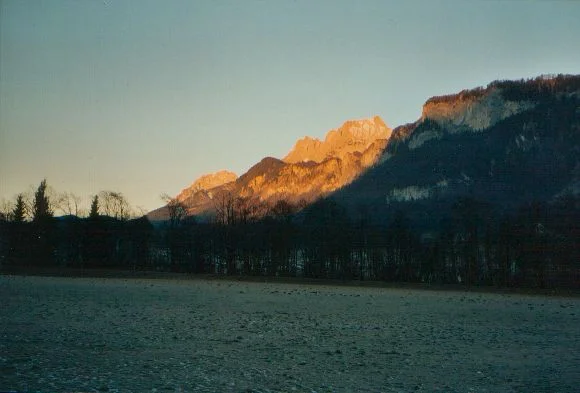 wildekaiser badet in licht