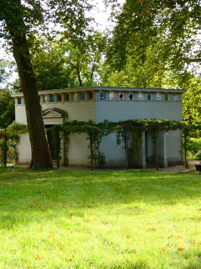 48726430ei.jpg