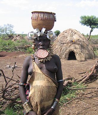 330px-Mursi_Tribe.jpg