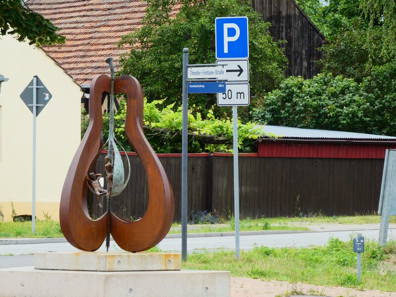 48665916fw.jpg