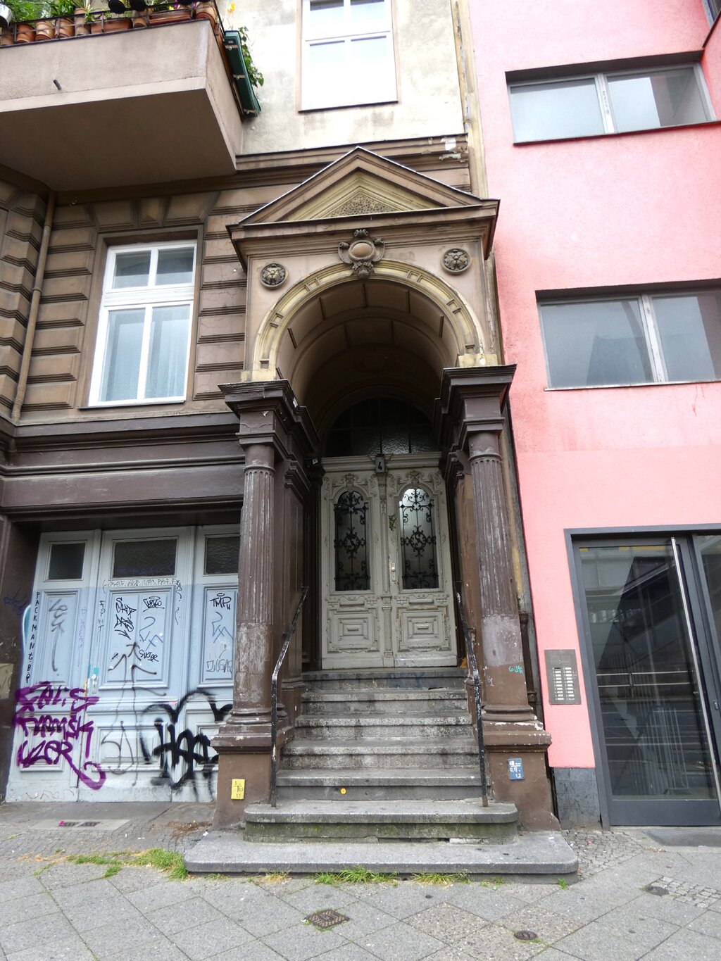 49817532uj.jpg