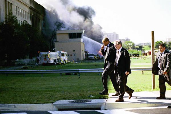 gg48762,1279753201,rumsfeld.jpg