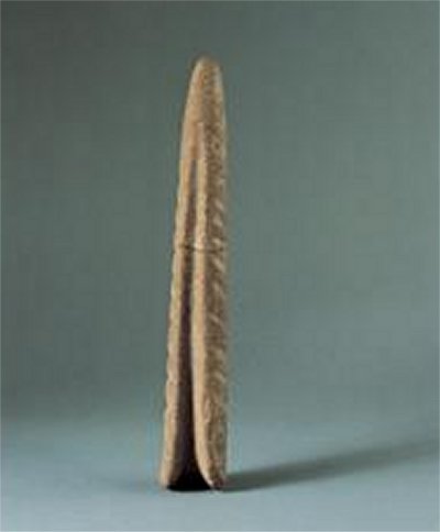 knowth_phallus.jpg