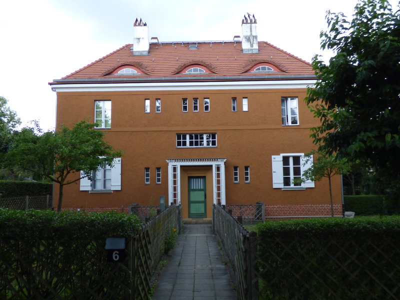 41715904le.jpg