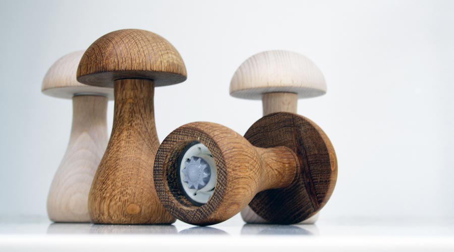 Salz-Pfeffermuehle-Holz-Funghi-applicata.jpg
