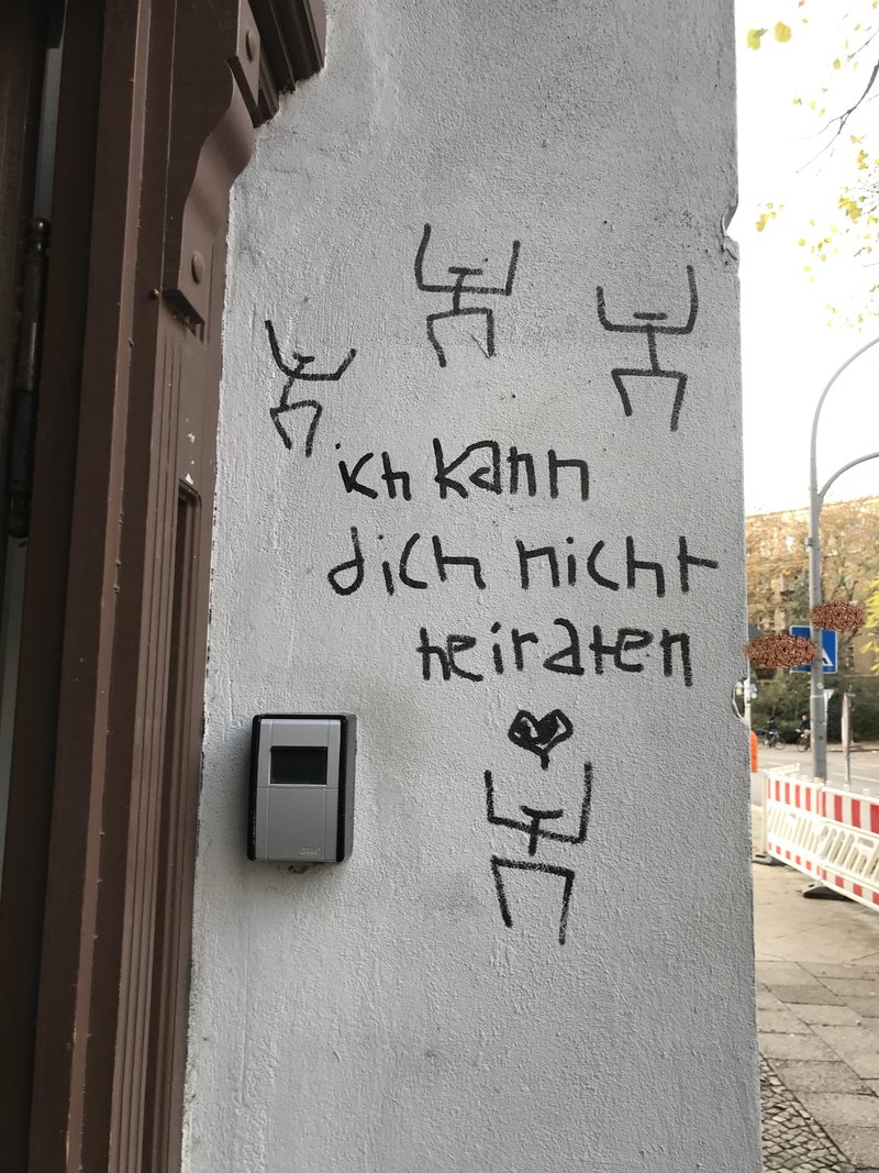 44677663nx.jpg